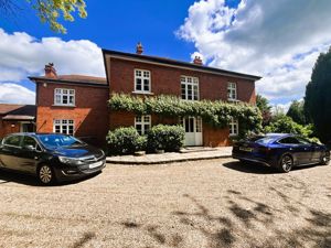 Photo 5- click for photo gallery